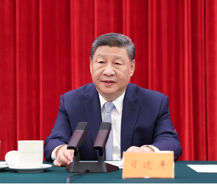 中共中央举行纪念陈云同志诞辰120周年座谈会 习近平发表重要讲话